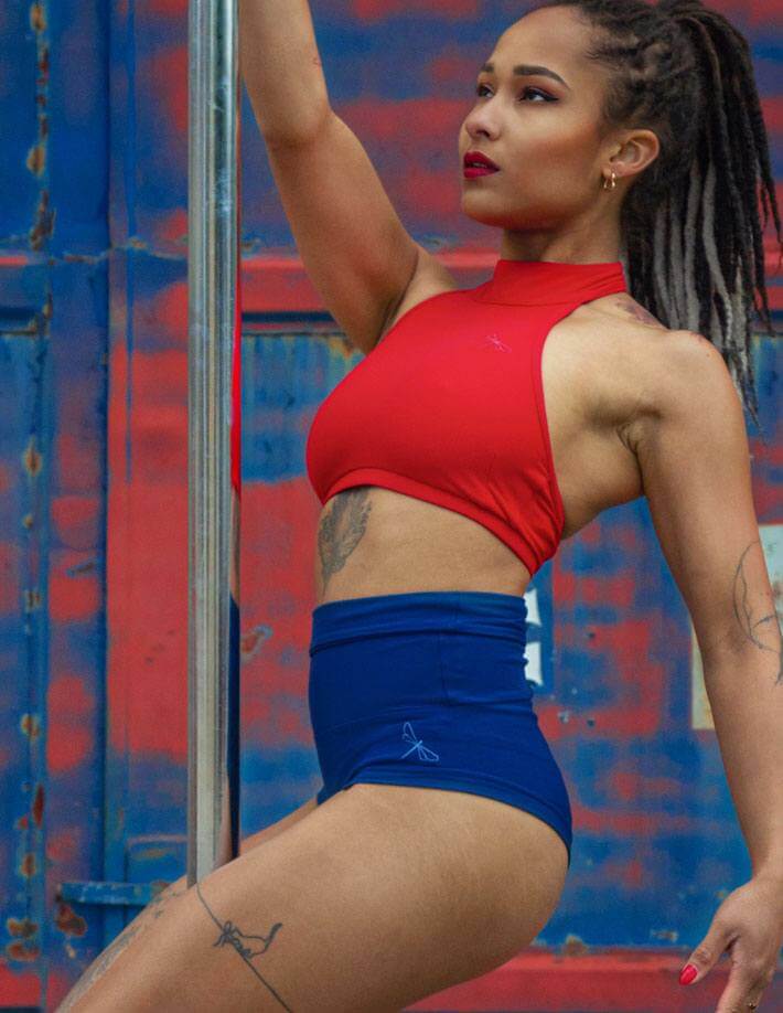 Halter neck sports bra - Lisette-5